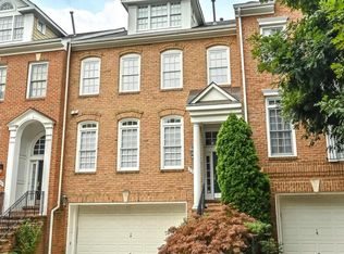2302 Sawtooth Oak Ct, Vienna, VA 22182