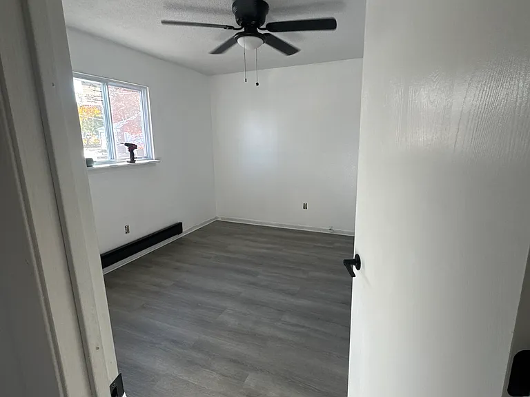 4837 W Bancroft St — Photo 20