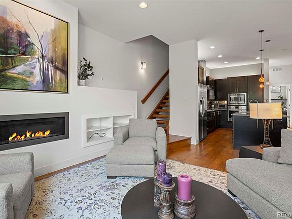 5th image of 5050 Valentia Street #101