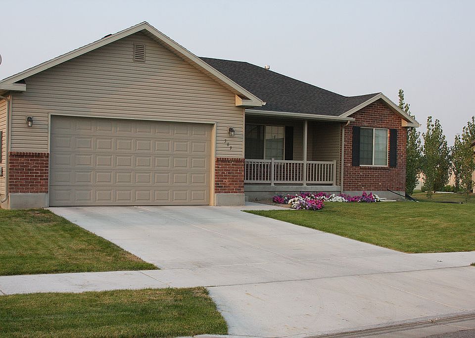 1st image of 309 Oaktrail Dr