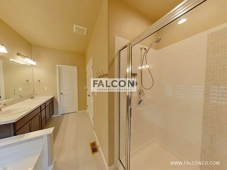 9958 Golf Crest Dr — Photo 11
