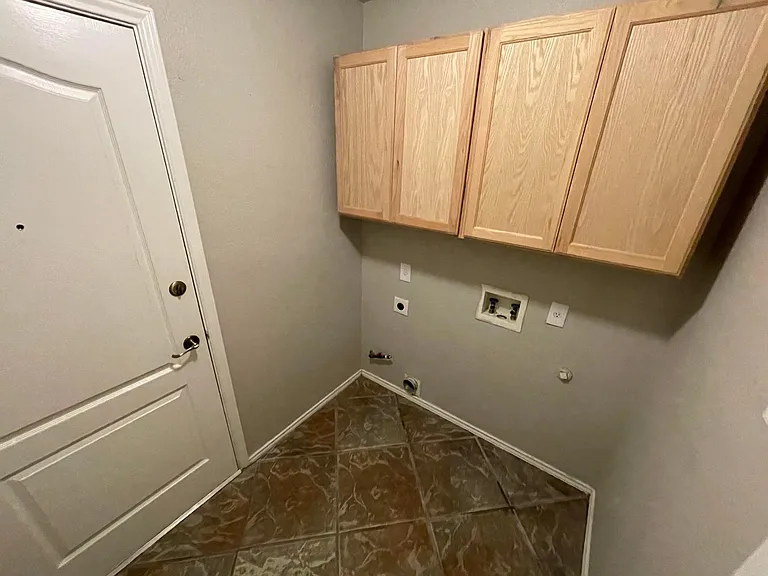 16901 Abyssinian Ln — Photo 36
