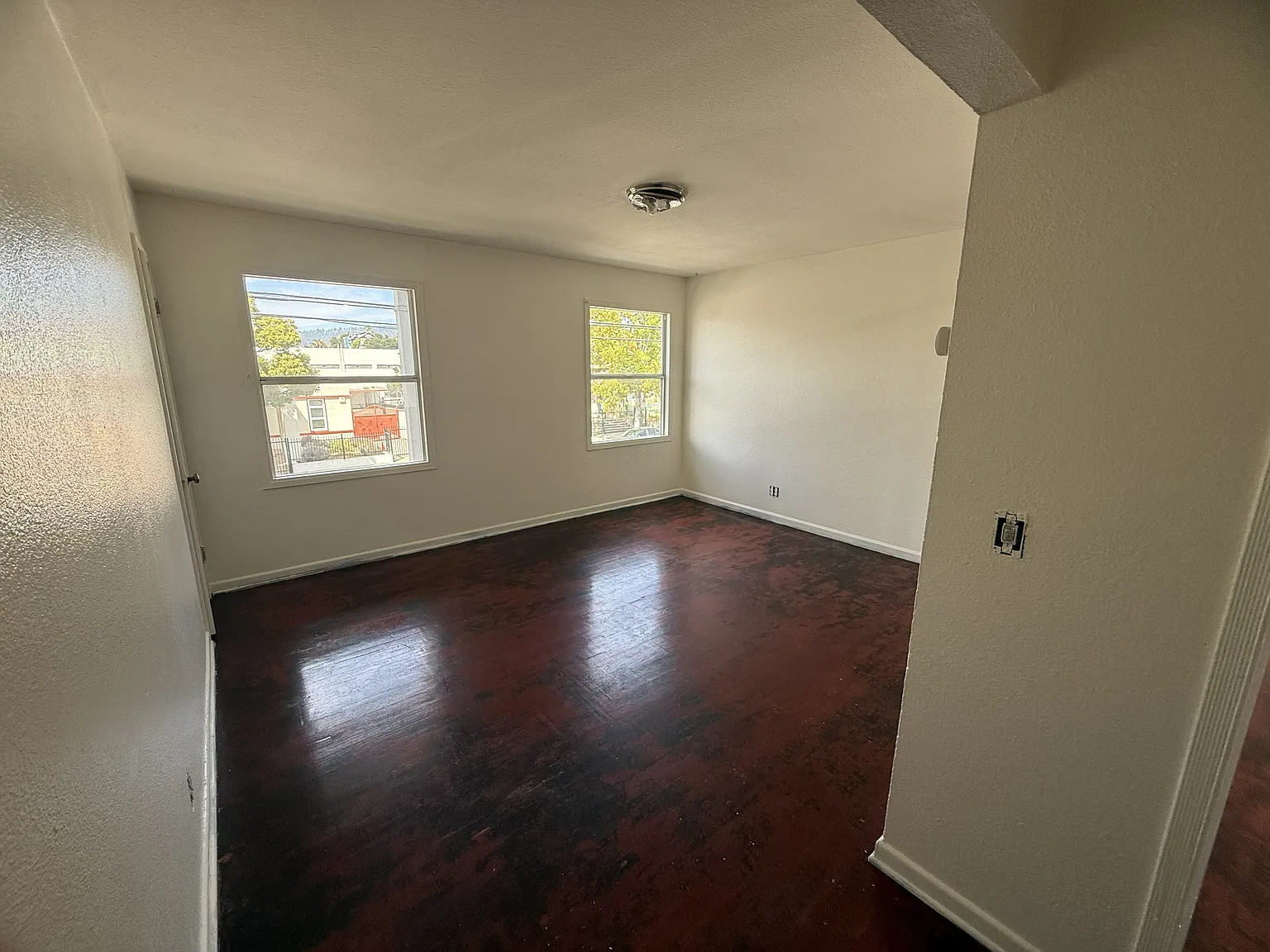 2 bed, 785 sqft, $2,500 — Photo 2