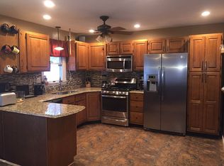 61 Williams Rd, Colchester, CT 06415