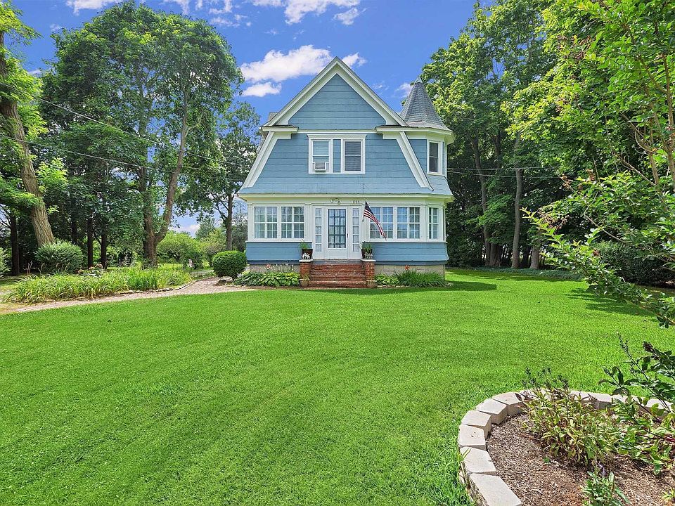 1st image of 1985 Peconic Ln