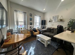 20 Queensberry St #2CP, Boston, MA 02215