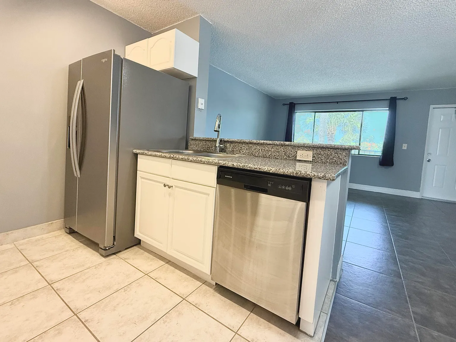 1 bed, 1.0 bath, 704 sqft, $1,750 — Photo 3