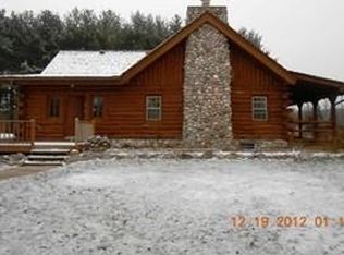 S108W37130 Draper Rd, Eagle, WI 53119