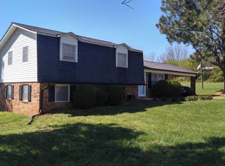 5085 Kemp St, Claremont, NC 28610