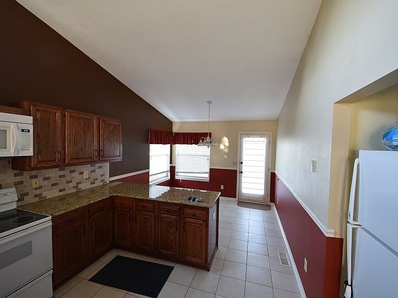 3rd image of 6998 Dutchland Blvd