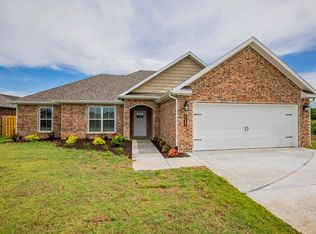 1500 Seay Cir, Pea Ridge, AR 72751