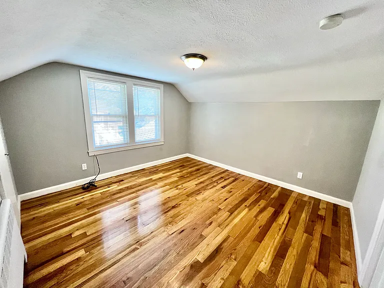 70 Lyman St #6 — Photo 5