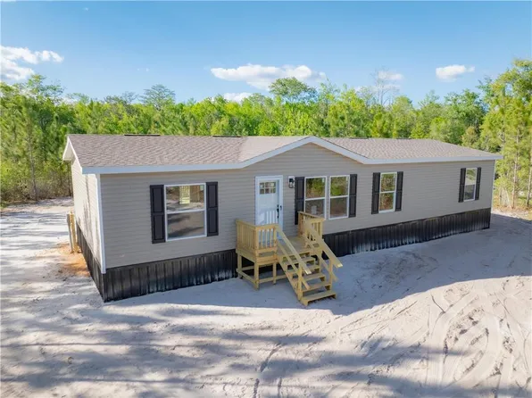 207 Johnny B St, Hoboken, GA 31542
