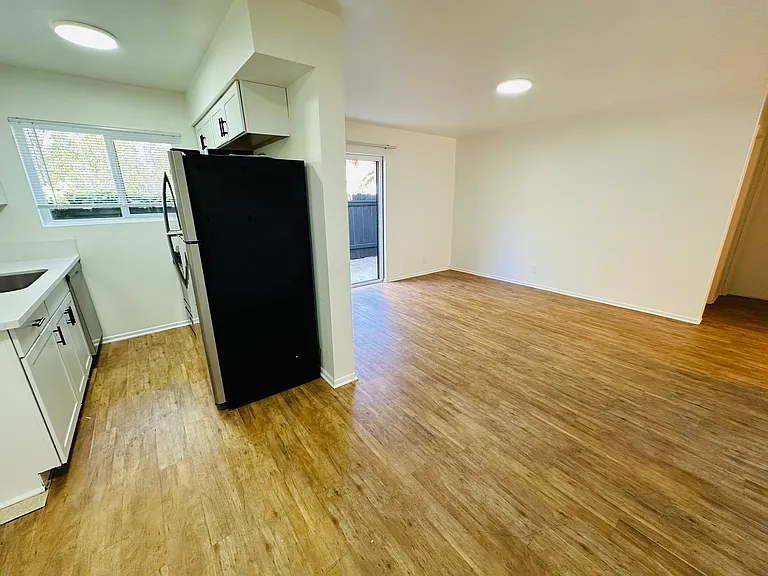 201 Ladera St #3 — Photo 1