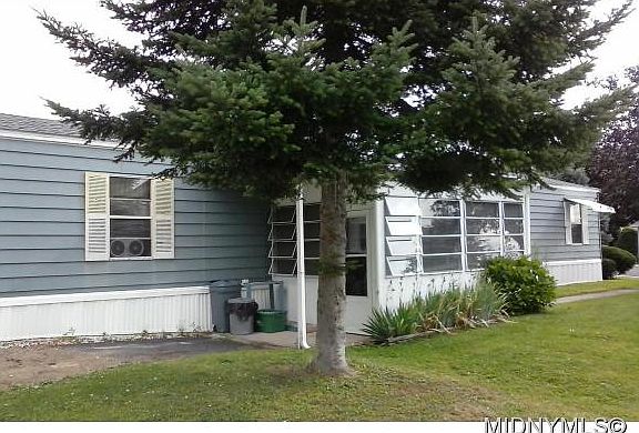 3rd image of 7 Lilliana Ln