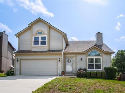 7325 N Richmond Ave, Kansas City, MO, 64158