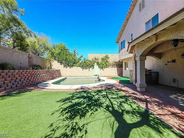8101 Peach Flare St — Photo 14