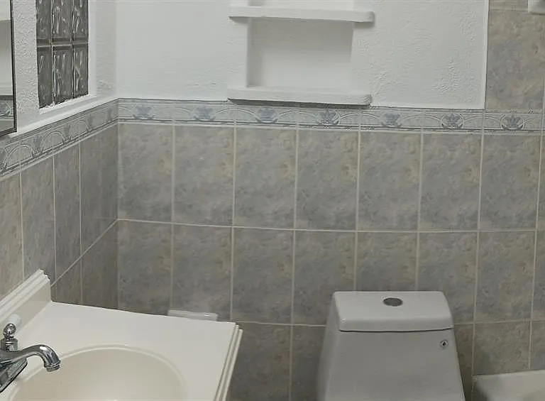 8215 Abbott Ave #3A — Photo 27
