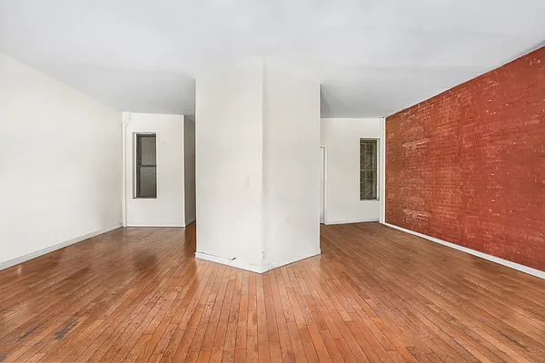 Rented by Owner | media 9