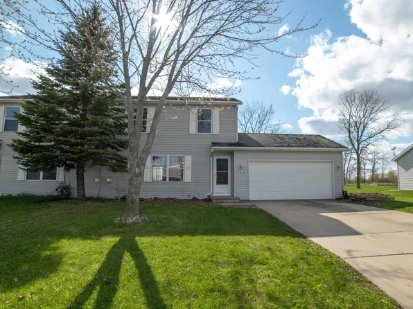 517 Steno Trl, Pulaski, WI 54162