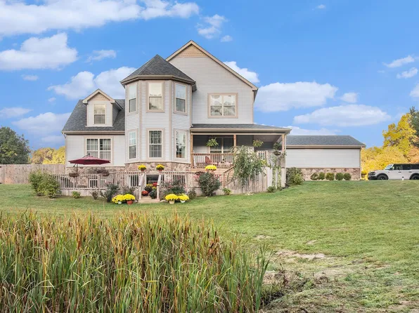 21120 Brick Rd, South Bend, IN 46628