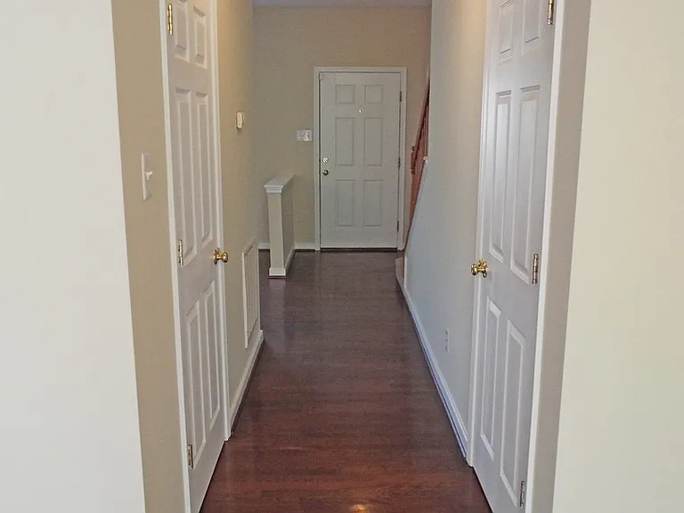 11485 Abbots Cross Ln — Photo 3