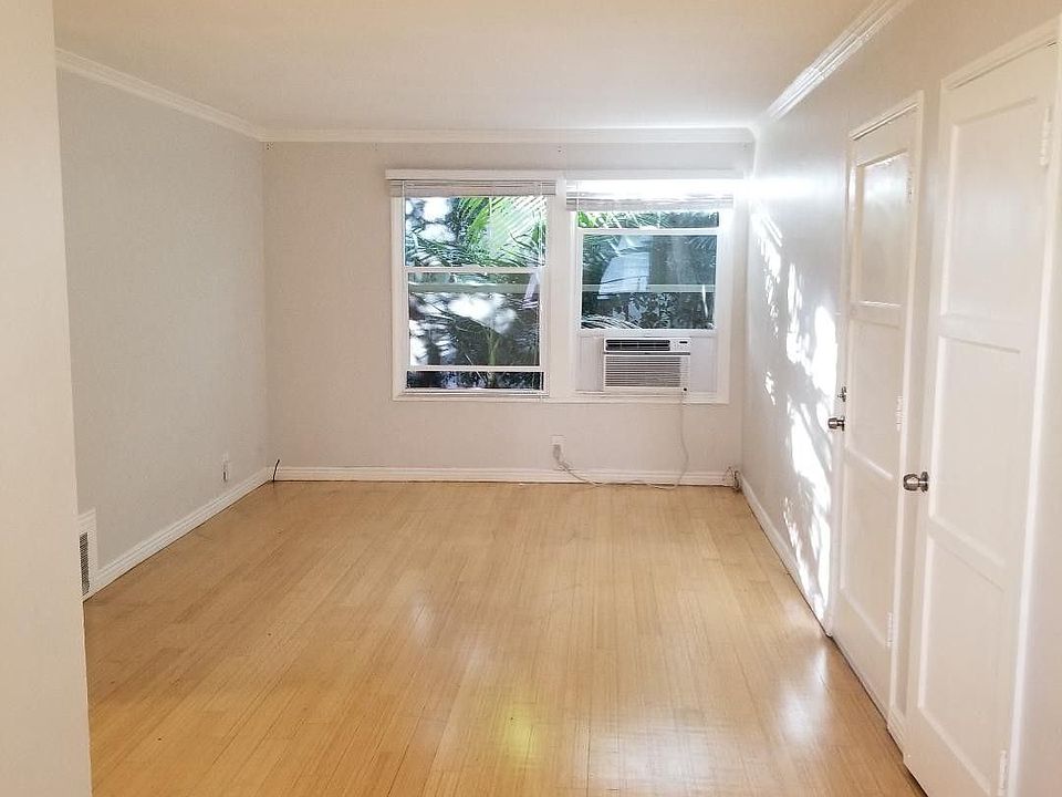 1st image of 7456 Hollywood Blvd APT 2