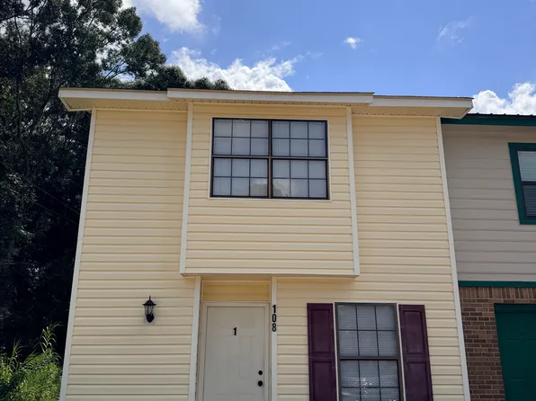 108 Ridgeway Dr APT 1, Enterprise, AL 36330