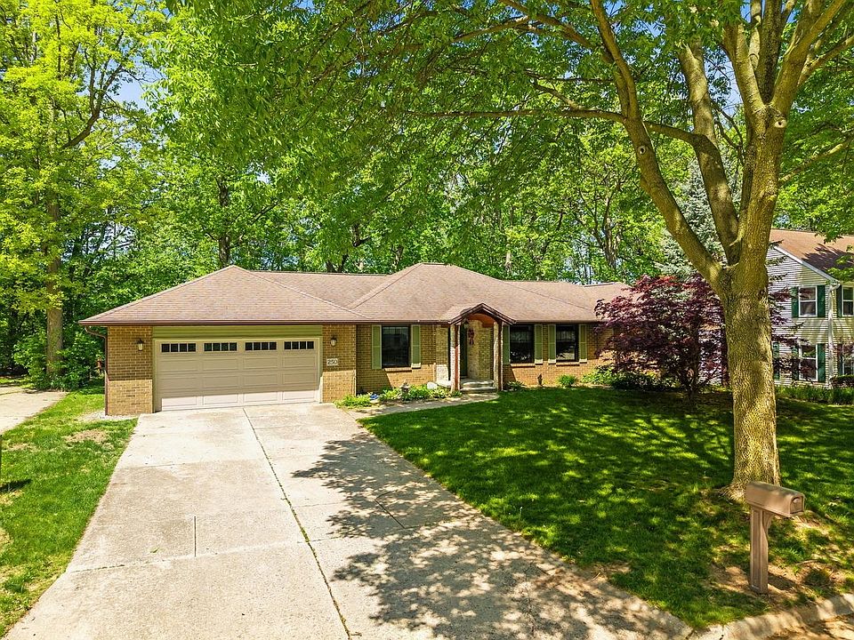 1st image of 250 Traders Point Ln