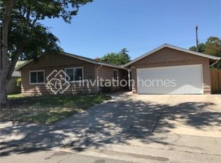 5821 Hemlock St, Sacramento, CA 95841