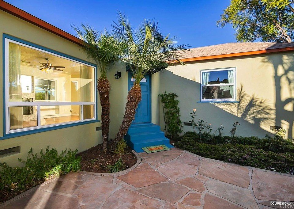 1st image of 4566 Aragon Dr