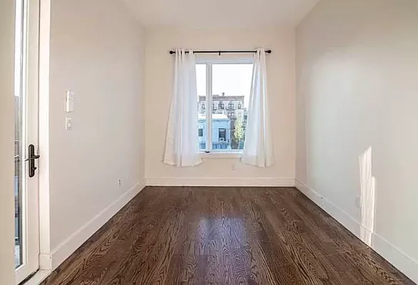 Rented by ERNY LLC | media 28