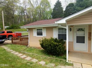 200 2nd St APT 1, Johnson City, TN 37615