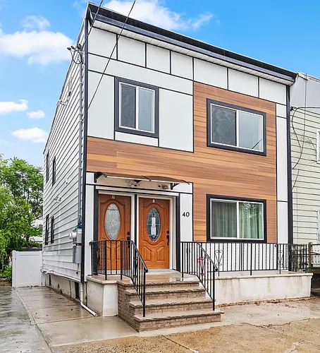 40 Lewis Ave #1 Photo 1