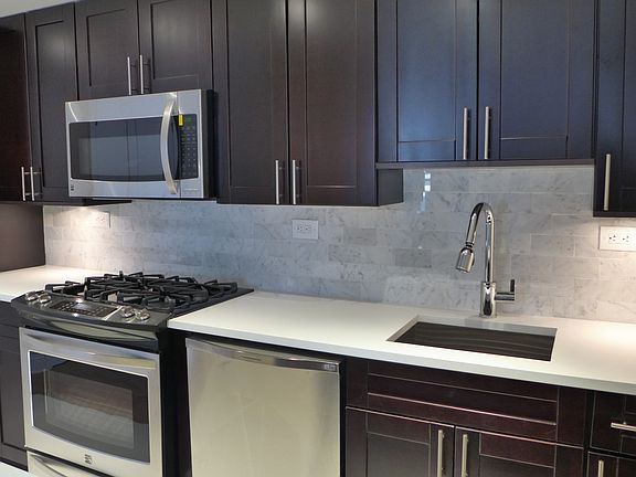 4th image of 310 Greenwich St #3109J
