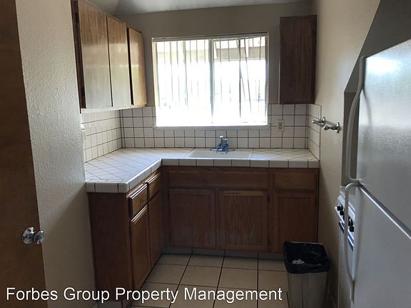 3rd image of 1026 E Santa Clara St #A