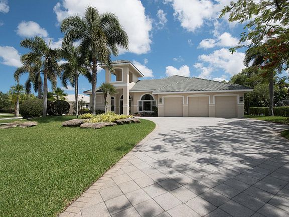 2nd image of 4470 Cycad Ln