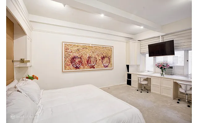 Sold by Douglas Elliman | media 6