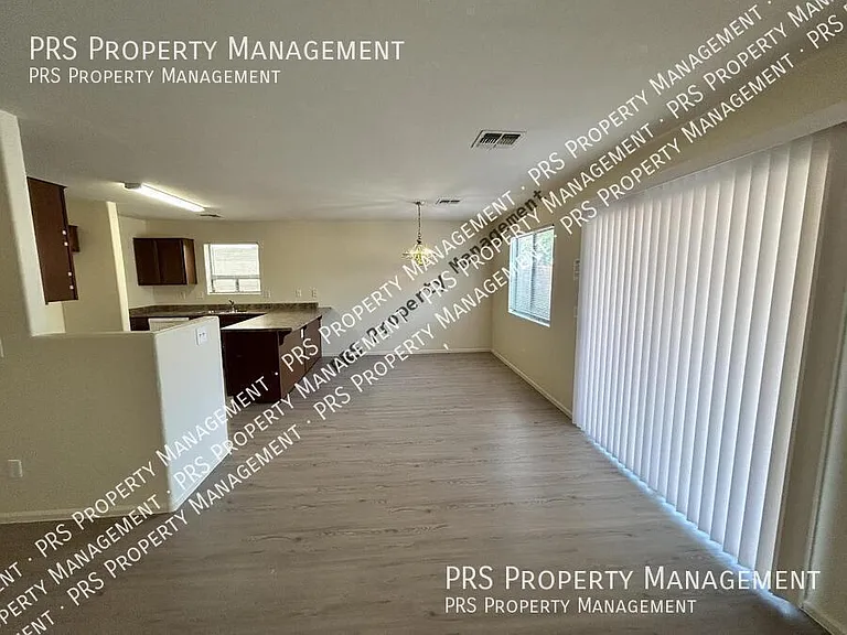 42406 W Sunland Dr — Photo 17