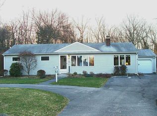 230 Austin Rd, North Kingstown, RI 02852