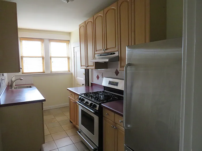 52 Garden St #31 — Photo 6