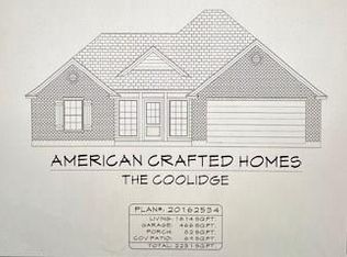 404 N Elm St, Sweeny, TX 77480