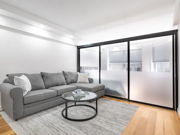 80 Park Avenue image 1 of 16