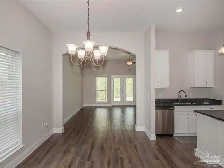 5746 Dunridge Dr — Photo 8
