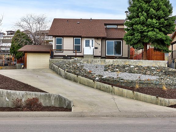 2nd image of 1748 N River Dr