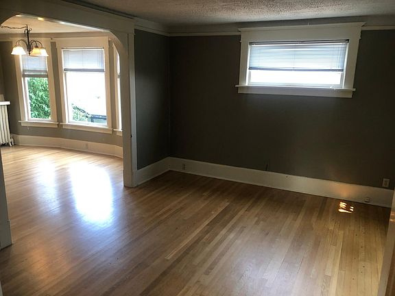 5th image of 2347 Federal Ave E #2349