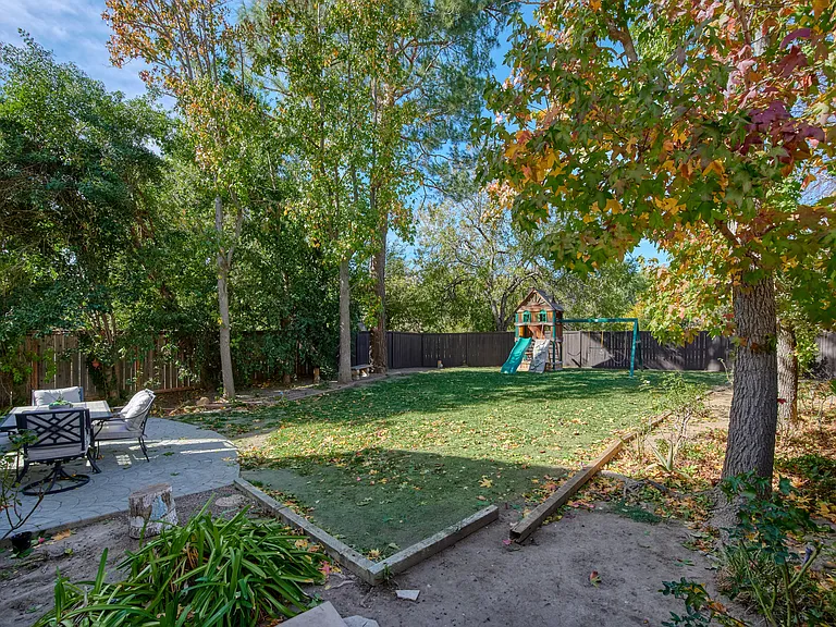4345 Willow Glen St — Photo 77