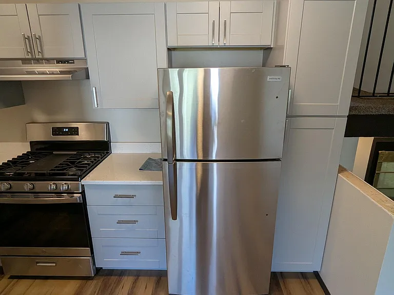 645 Easton Pkwy — Photo 16