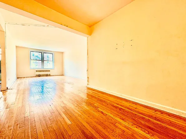 90-10 34th Ave #3S, Queens, NY 11372