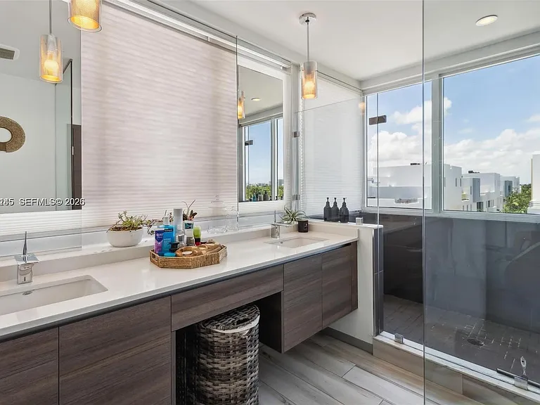 101 N Shore Dr #101 — Photo 20